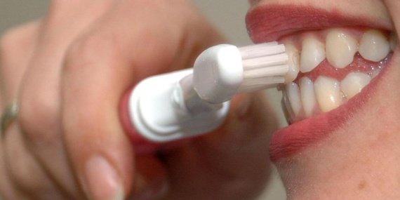 Diş eti kanaması daha büyük bir sağlık sorununun erken habercisi olabilir